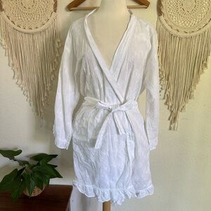 Plum pretty sugar crisp white embroidered detail tie waist robe pockets XL